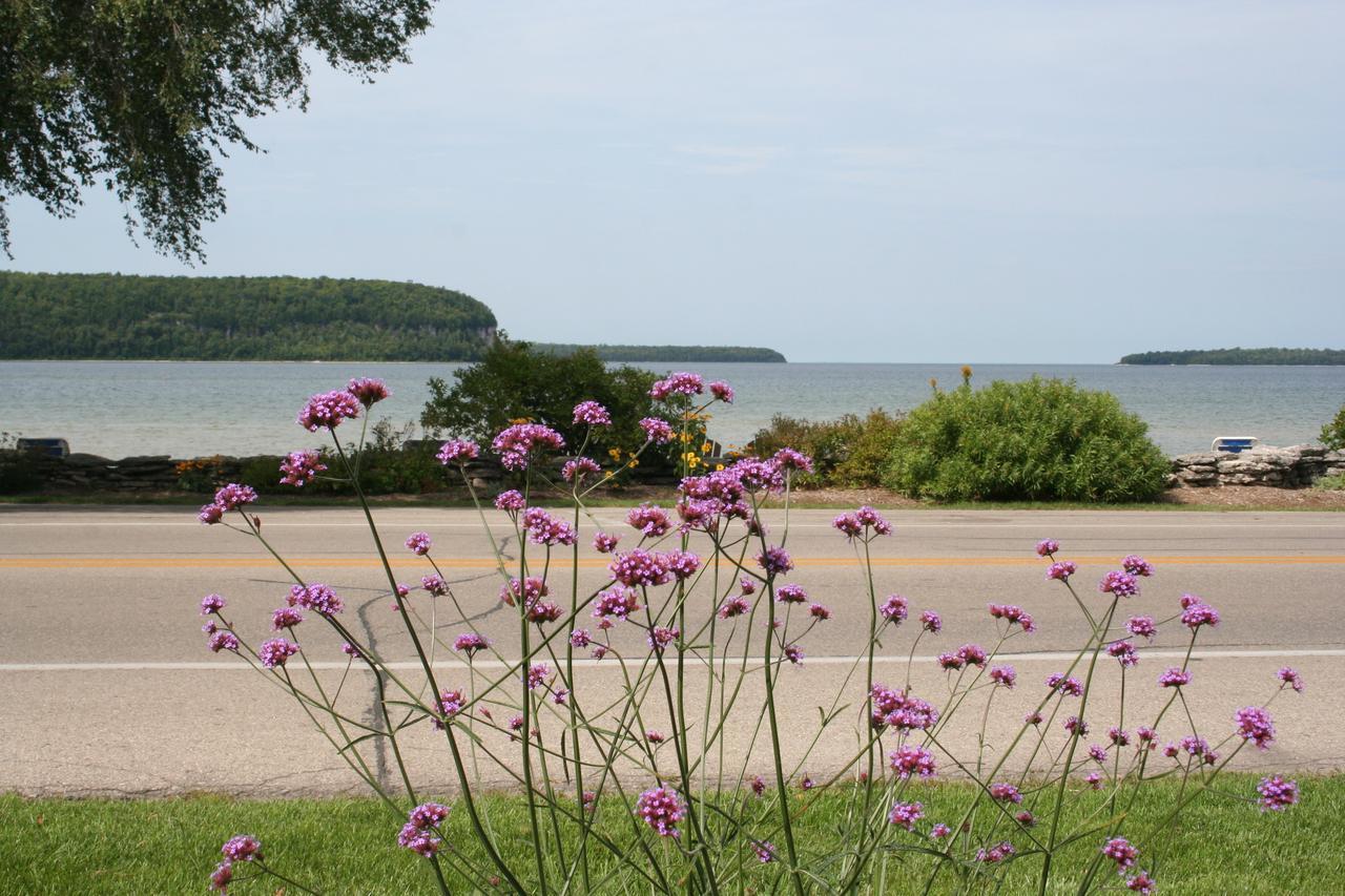 Hotel Shores Ephraim